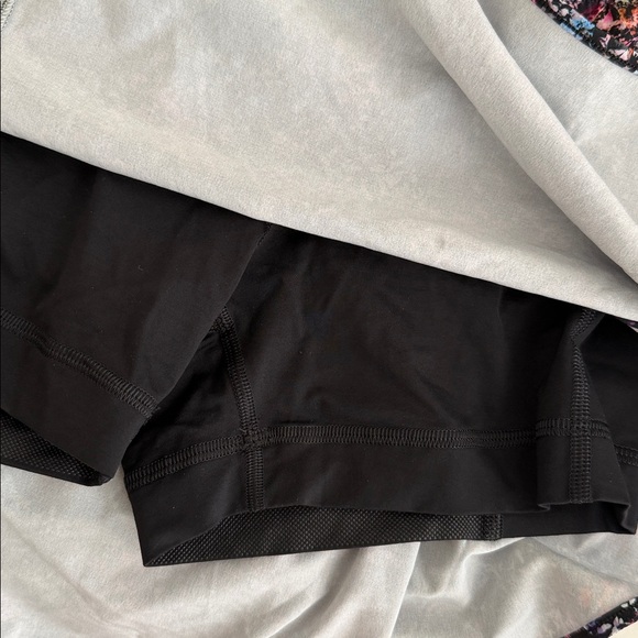 Lot of Lululemon Skirts Hotty Hot High Rise Skort Size 4 Running Tennis Preppy - Picture 4 of 11